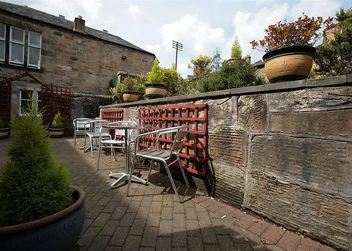 Ξενοδοχείο Ambassador 3*