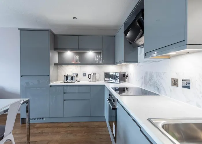 Stunning 2 Bed Merchant With Residents Parking Appartement Glasgow