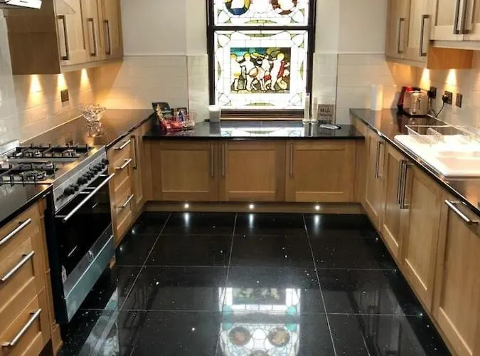 Beautiful 4-bed In Glasgow