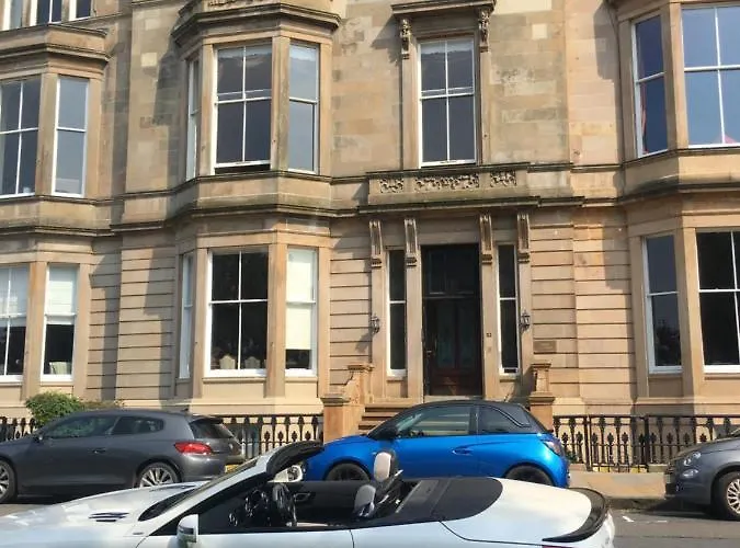 Perfect In The Park * גלאזגו