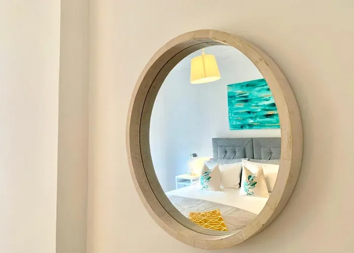 Hillington * Glasgow