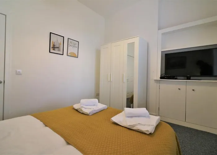 Apartment Signature - Railway *