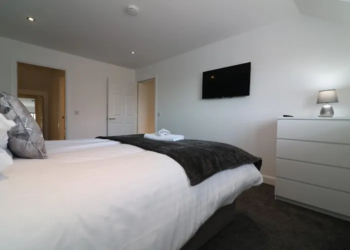 Signature - Railway House 5 Bed * Глазго