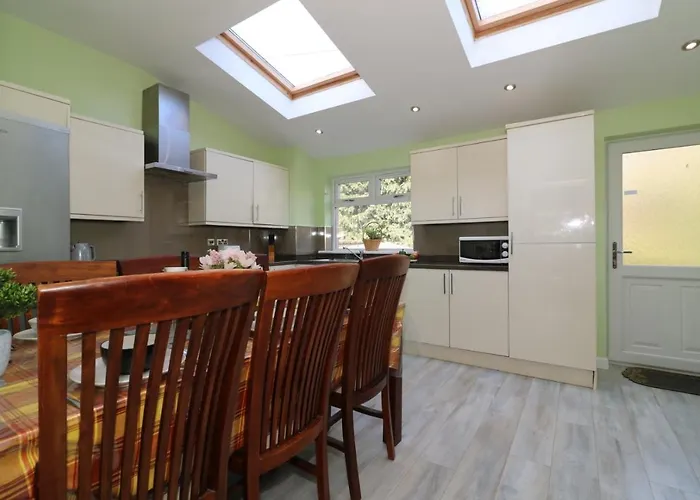 Signature - Dumbreck House * Glasgow