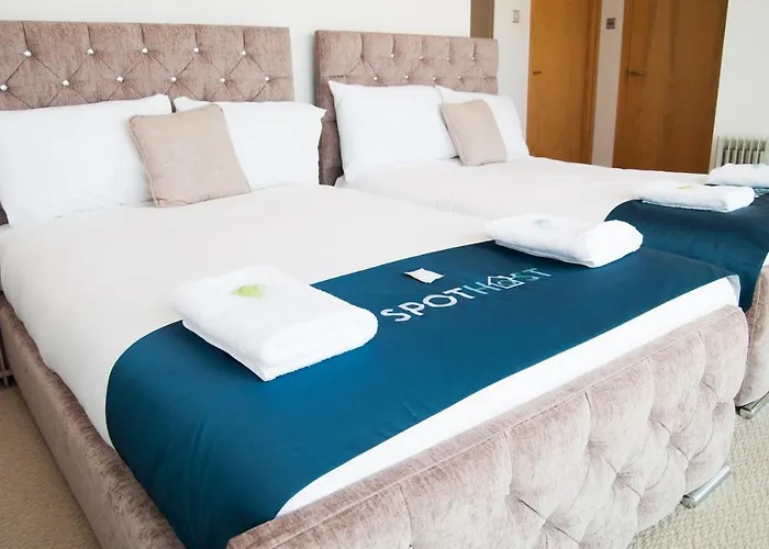 Views Centre Freeparking *