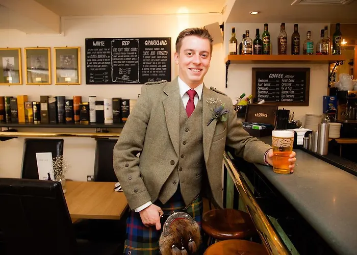 The Pipers' Tryst Hotel