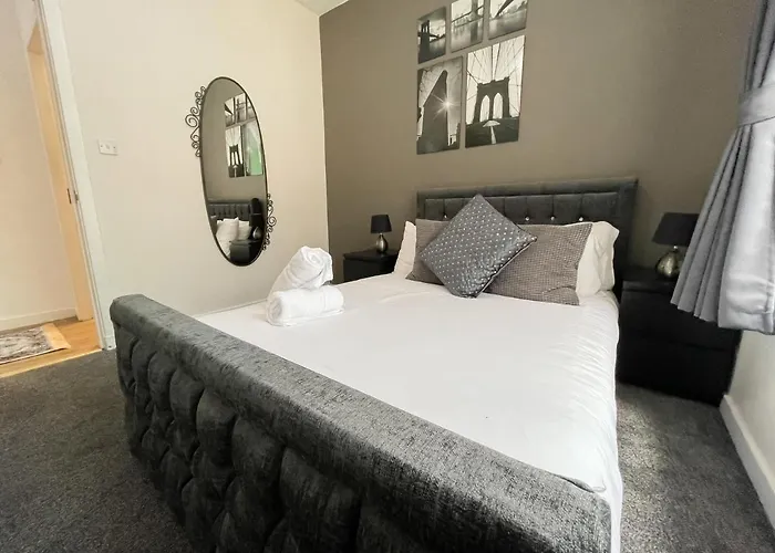 Appartamento Exquisite 2br Flat Near Train Station *