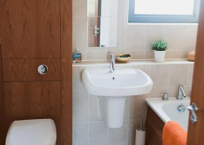 Apartamento Lovely 2-bed Flat Harbour Free Parking - Pass The Keys