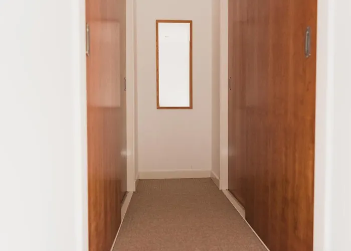 Lovely 2-bed Flat Harbour Free Parking - Pass The Keys *