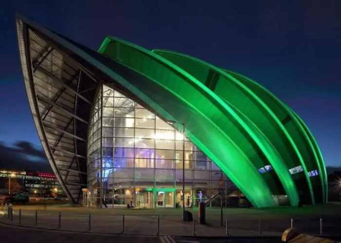 Centre G1 Penthouse With Riverviews - Duplex - 4 Bedrooms, 3 Bathrooms, Kitchen, 1 Living Room, 1 Dining Room, 2 Terraces, Parking, Floor, 2050 Sq Ft, Merchant Apartamento Glasgow