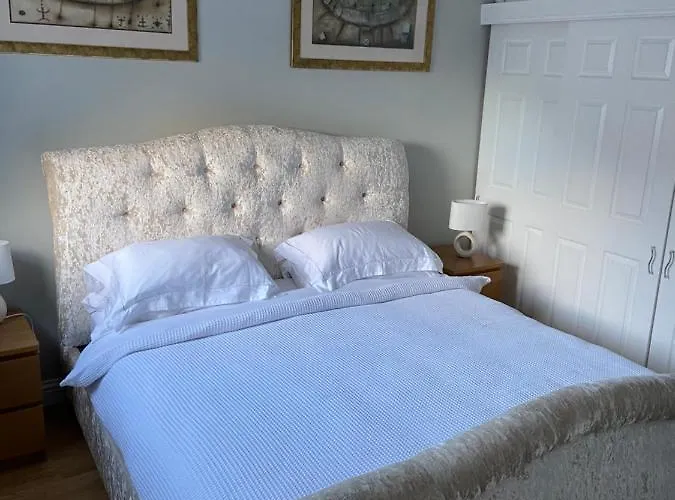 Holiday home Cheerful One Bedroom With Parking Space. Glasgow