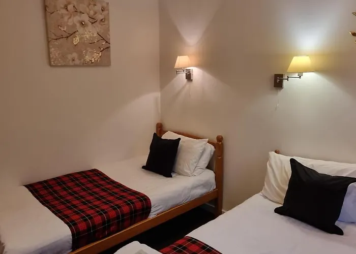 Hotel The Hampton Court