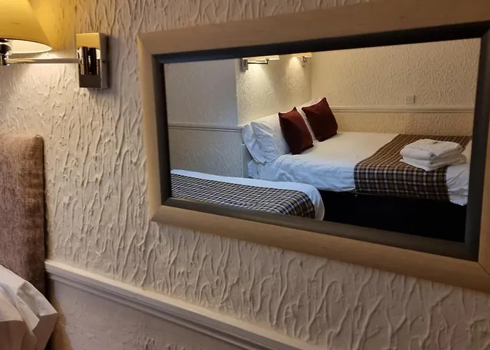 Hotel The Hampton Court Glasgow