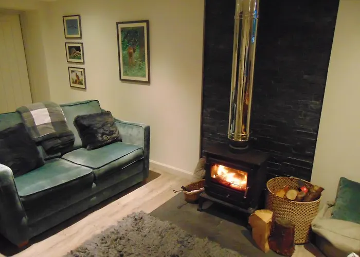 Dreamwood Cottage, Loch Lomond, Luxury Apartment. Apartment