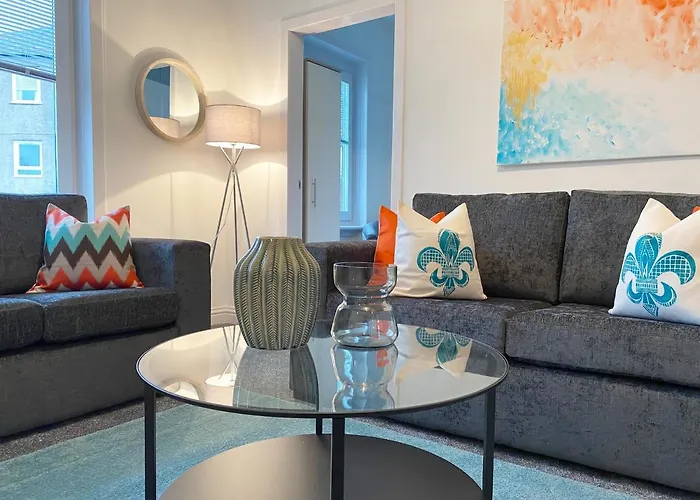 Holiday home Gladsmuir House