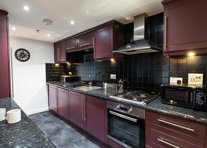 The Arran - Your Stylish Scottish Getaway! *