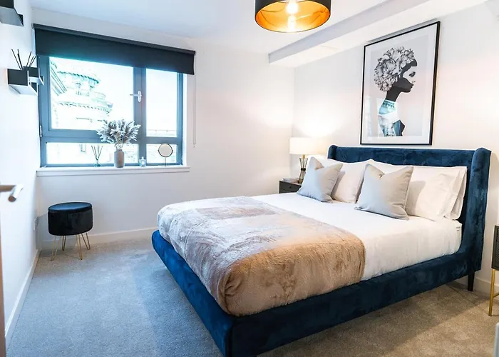 The Lusso - 2br - A 5* Escape Like No Other Apartament