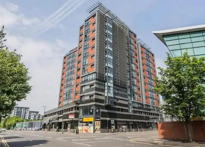 Secc&hydro Beautiful 2br With Free Parking