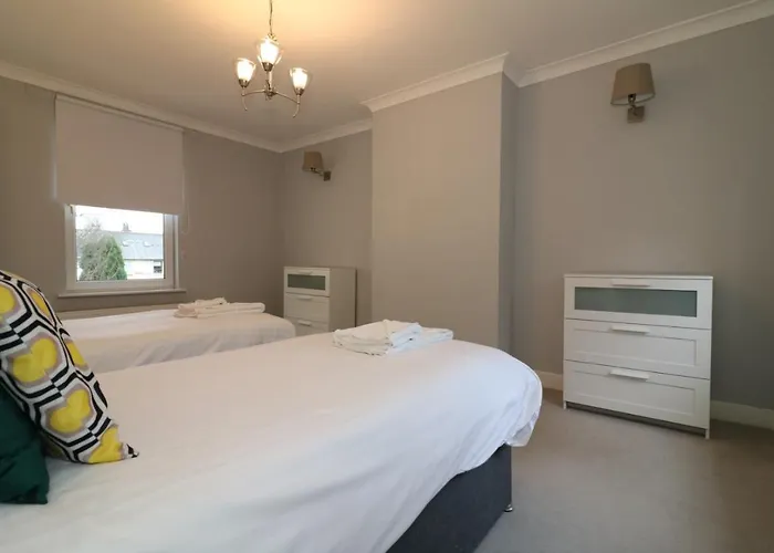 Signature - Moss View Daire