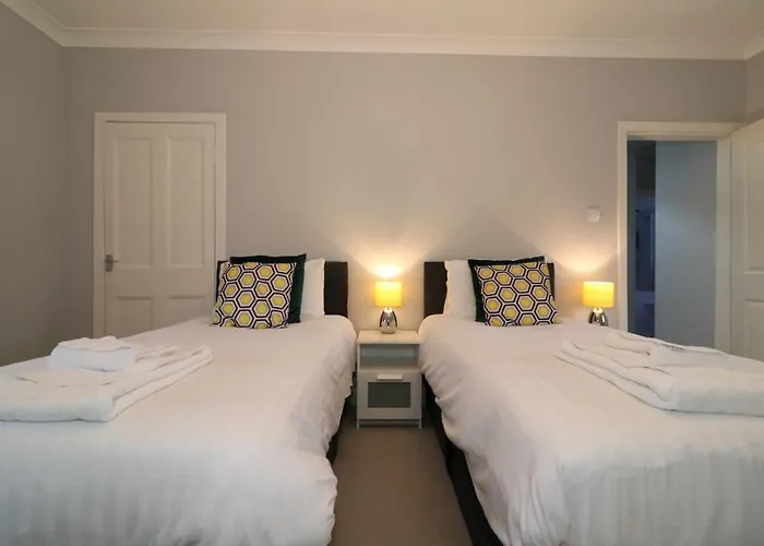 Signature - Moss View *