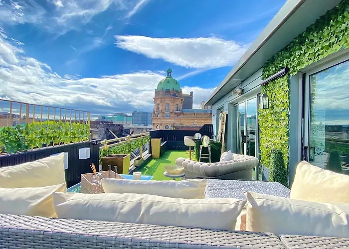 Two Bedroom Penthouse * 格拉斯哥