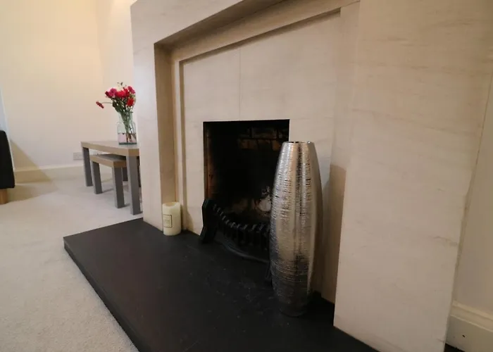 Signature - Moss View