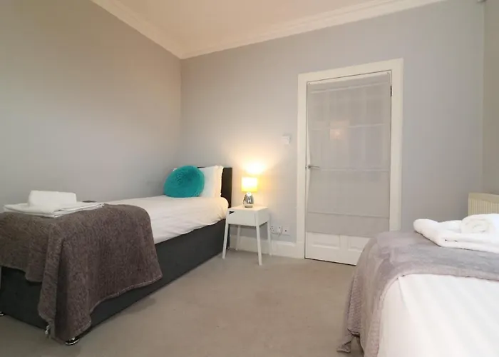 Signature - Moss View Glasgow