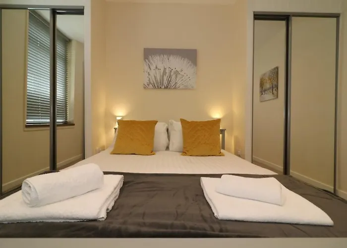 Signature - Railway Glasgow