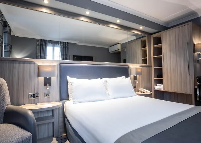 Hotel - - Ctr Theatreland By Ihg 4*