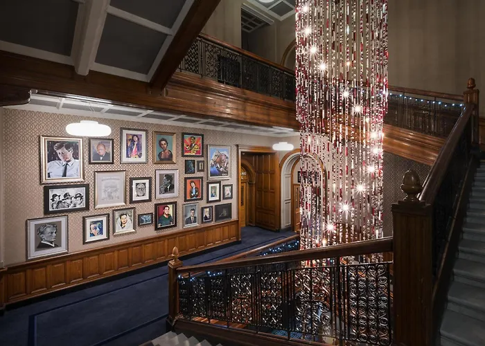 Voco Grand By Ihg מלון