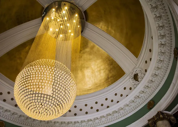 Voco Grand By Ihg 4*