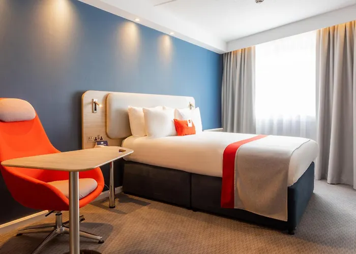 Express - - Ctr Theatreland By Ihg