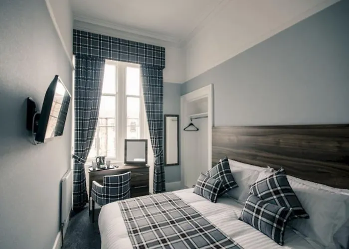 Szálloda Royal West End 3*