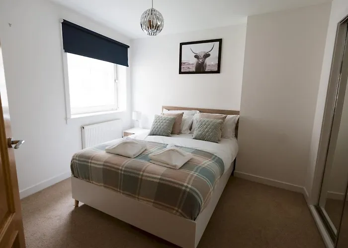 Beautiful Unique 3bed Mews House - Pass The Keys * Glasgow