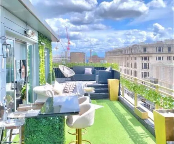 Two Bedroom Penthouse 公寓 *