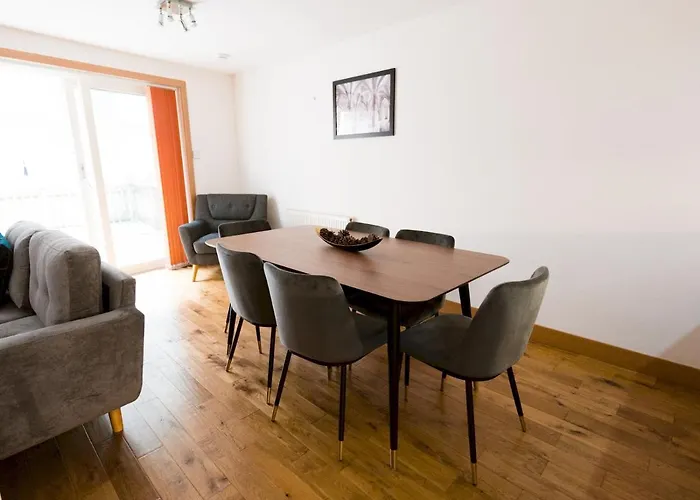 Beautiful Unique 3bed Mews House - Pass The Keys Ferienhaus