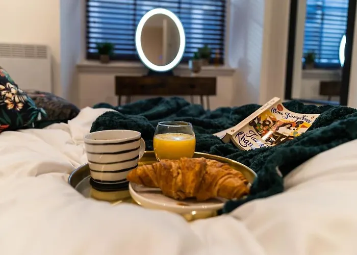 The Escape - 5* In The Heart Of Glasgow! Glasgow