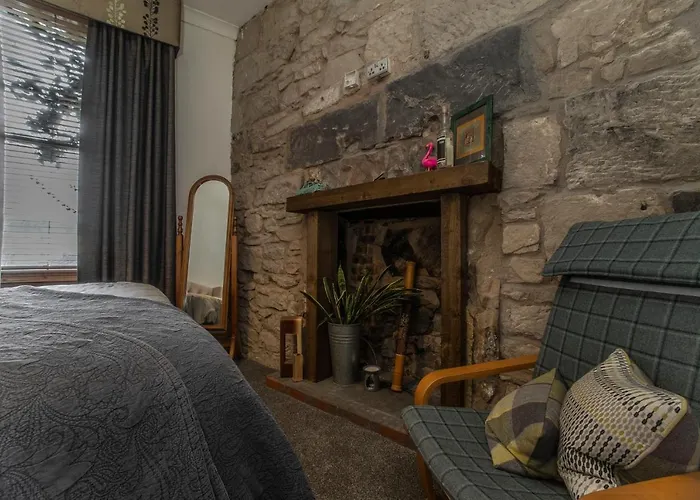 2 Bed In Great Location 15-20 Minutes Walk To Sec * Glasgow