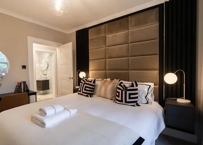 The Wilton - Your Private 5* Escape! Glasgow