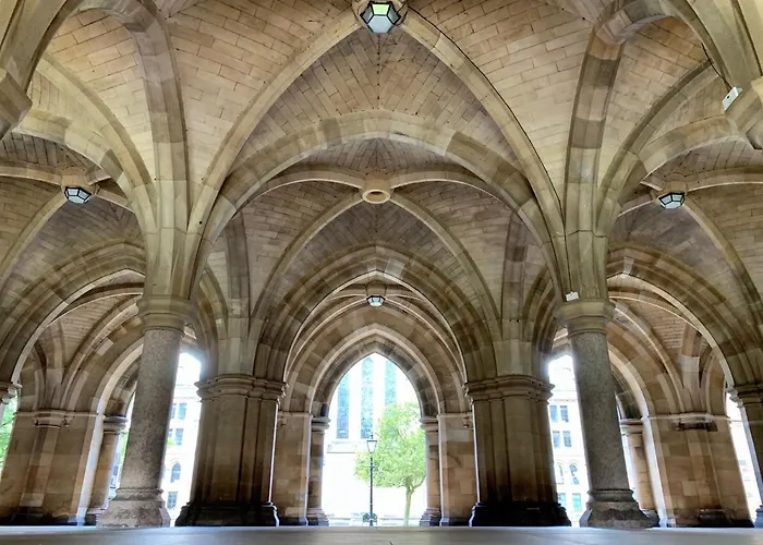 69 St Georges Mansions *