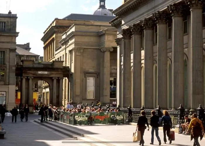 Inviting 1-bed In Merchant City Appartamento