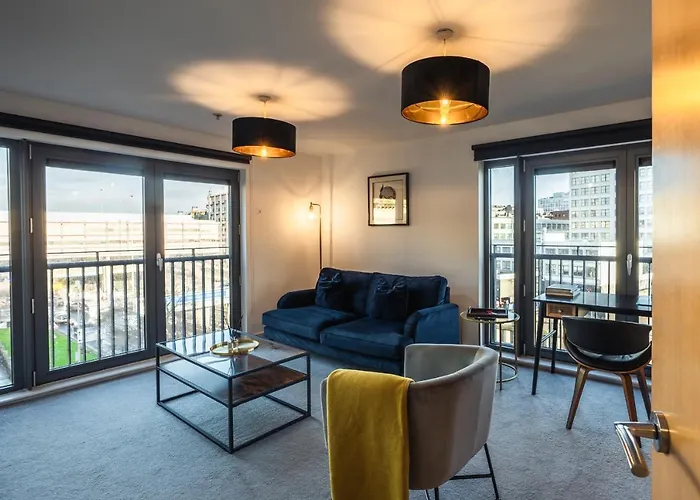 View - A Stunning 2 Bed Appartement