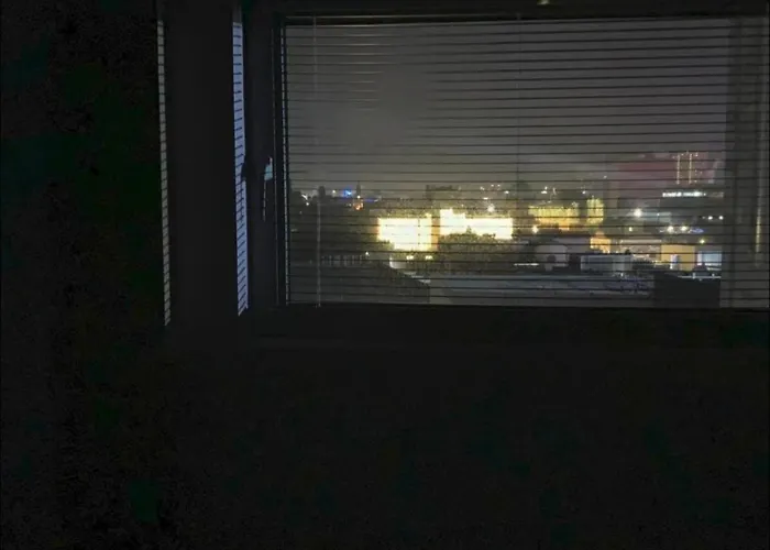 Designer Penthouse With Riverviews - G1 Centre, 3 Bedrooms, 2 Bathrooms, 1 Living / Kitchen. Full Floor, Wrap Around Terrace, Panoramic Views, Off Station / Buchanan Street * グラスゴー