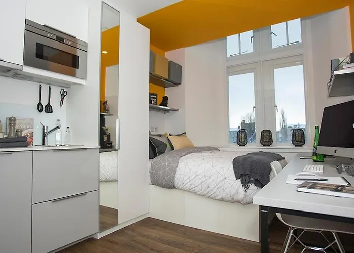 Modern Living At Riverside In The Heart Of Apartment *