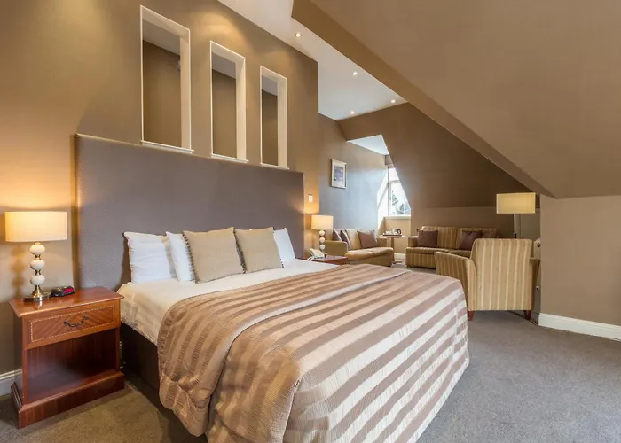 Hotel Sherbrooke Castle