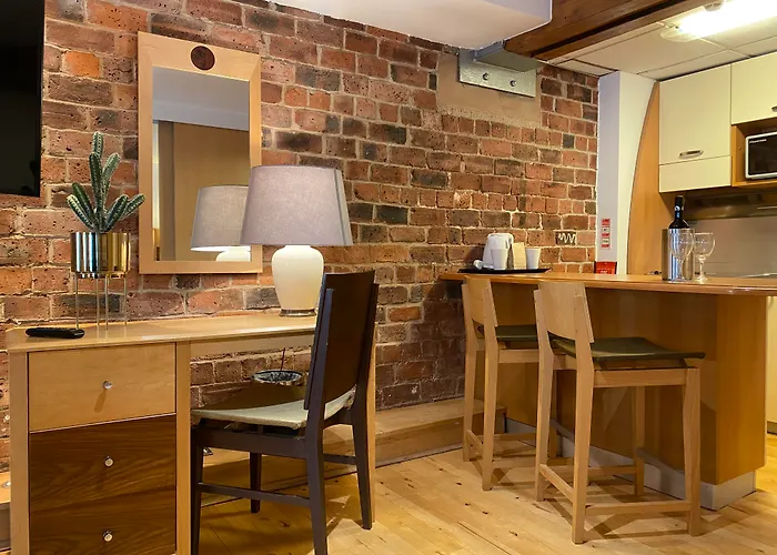 Argyle Hotel, Bw Signature Collection Hotel 4*