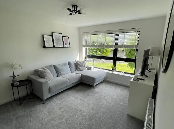 Secc Hydro River View Apartment