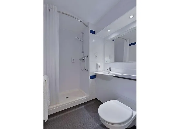 Travelodge Paisley Road גלאזגו