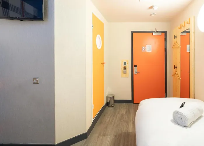 Hotell Easyhotel