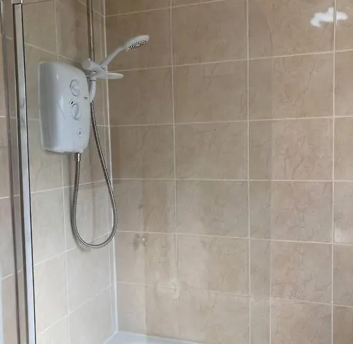 Comfy 1 Bedroom Flat With Free Parking Apartment